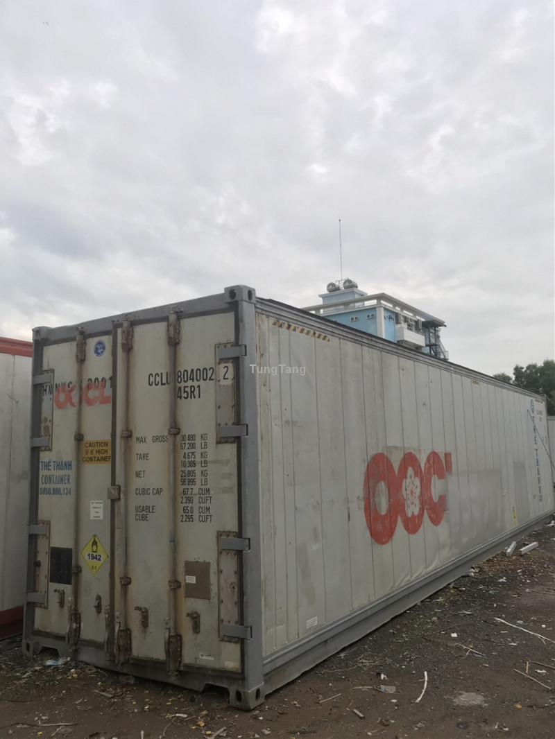 Container lạnh 40RF chứa hàng - Tung Tăng