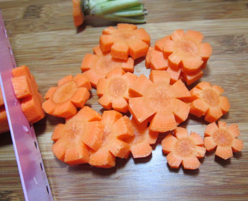 mứt cà rốt, cách làm mứt cà rốt, hướng dẫn làm mứt cà rốt, mứt cà rốt sấy, làm mứt cà rốt dẻo			
