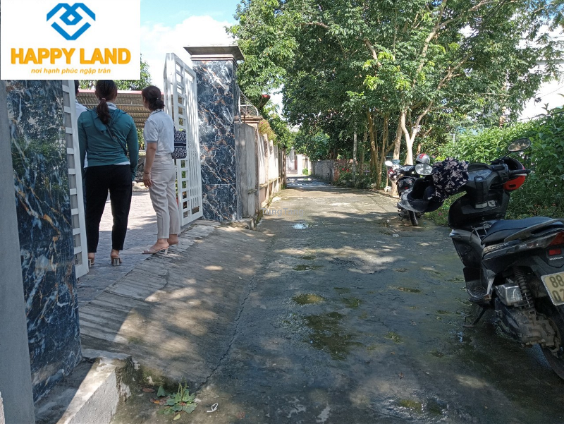 Cần bán căn nhà 3 tầng tại Hồ Sơn-Tam Đảo với giá cắt lỗ - Tung Tăng