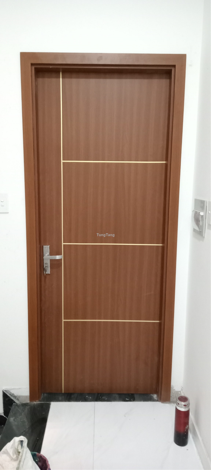 Cửa phòng ngủ nhựa ABS Hàn Quốc – Mẫu cửa đẹp Hoabinhdoor - Tung Tăng
